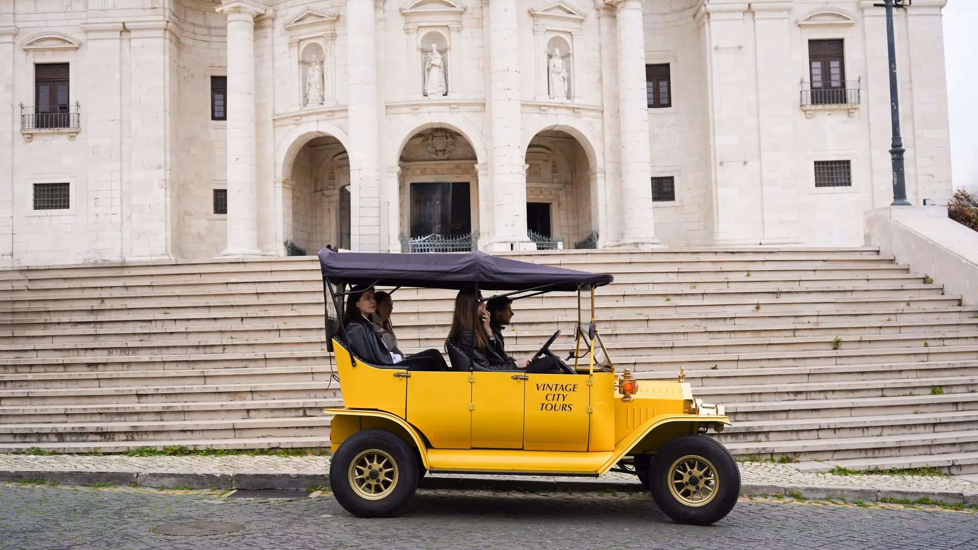 Lisbon Vintage Tours TukTuk